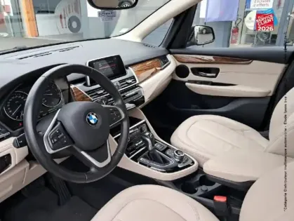 Photo 14 BMW Serie 2 Série 2 ActiveTourer 225xeA 224ch Luxury GPS Camera