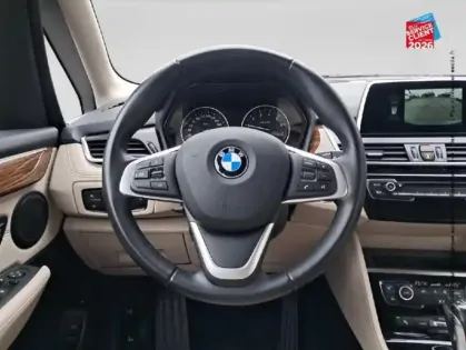 Photo 11 BMW Serie 2 Série 2 ActiveTourer 225xeA 224ch Luxury GPS Camera