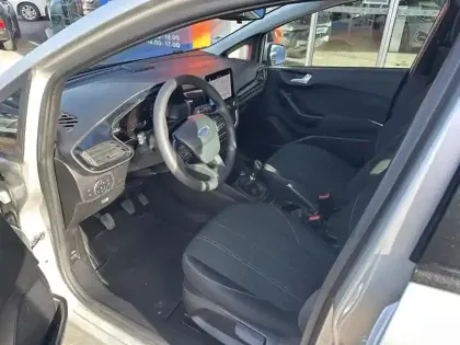 Photo 9 Ford Fiesta  1.5 TDCi 85ch Stop&Start Business Nav 5p Euro6.2