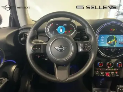 Photo 5 Mini Mini  Cooper 136ch Edition Premium Plus BVA7