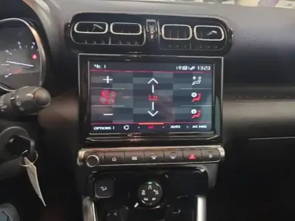 Photo 14 Citroën C3 Aircross  PureTech 110ch S&S Shine