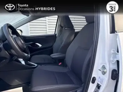 Photo 10 Toyota Yaris  116h Design 5p MY22