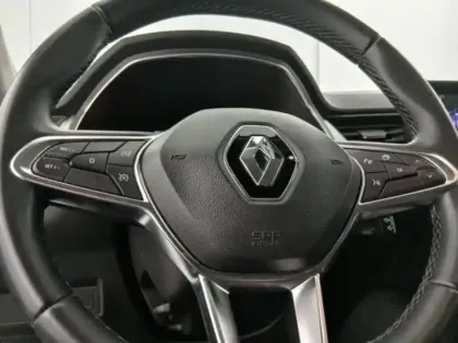 Photo 13 Renault Captur  1.6 E-Tech hybride 145ch Intens -21