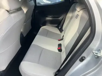 Photo 14 Toyota Yaris  116h Iconic 5p MY22