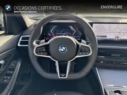 Photo 20 BMW Serie 3 Série 3 330eA 292ch M Sport
