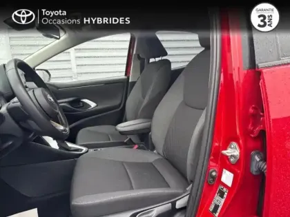 Photo 10 Toyota Yaris  116h Design 5p