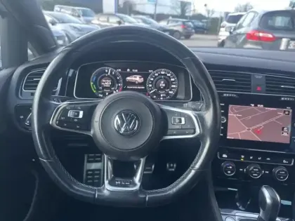 Photo 14 Volkswagen Golf  1.4 TSI 204ch Hybride Rechargeable GTE DSG6 Euro6d-T 5p