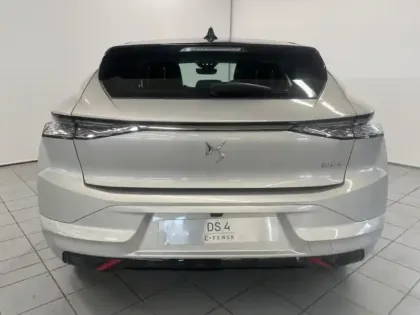 Photo 5 DS DS 4  PLUG-IN HYBRID 225ch Ligne d Or