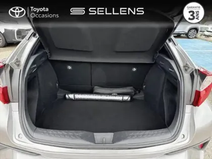 Photo 9 Toyota C-HR  122h Graphic 2WD E-CVT