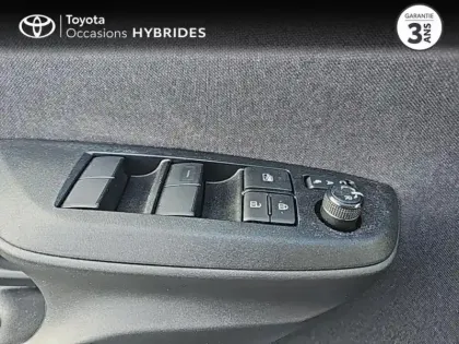 Photo 11 Toyota Yaris  116h Design 5p MY22