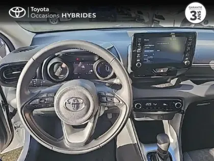 Photo 8 Toyota Yaris  116h Design 5p MY22