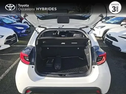 Photo 9 Toyota Yaris  116h Design 5p MY22