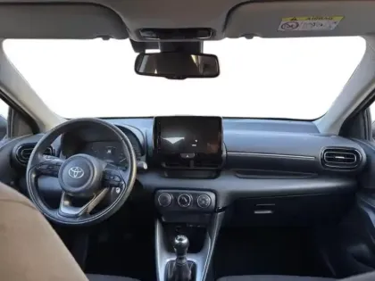 Photo 11 Toyota Yaris  120 VVT-i Dynamic Business 5p MC24