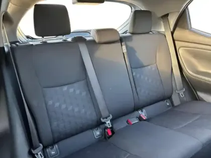 Photo 12 Toyota Yaris  120 VVT-i Dynamic Business 5p MC24