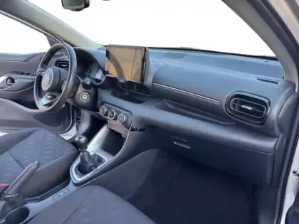 Photo 10 Toyota Yaris  120 VVT-i Dynamic Business 5p MC24