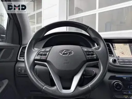 Photo 5 Hyundai Tucson  1.7 CRDI 115ch Business 2WD