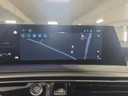 Photo 10 Peugeot 5008  Hybrid 145ch Allure e-DCS6