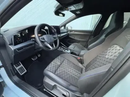 Photo 11 Volkswagen Golf  1.5 eTSI EVO2 150ch R-Line Edition DSG7