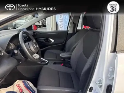 Photo 10 Toyota Yaris  116h Dynamic Business 5p + Programme Beyond Zero Academy MY22