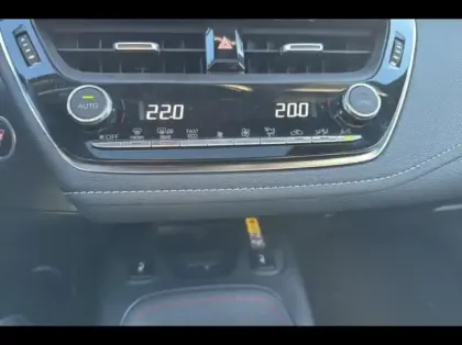 Photo 14 Toyota Corolla Gén. X Ph2 GR Sport 5