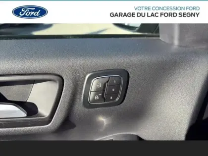 Photo 16 Ford Kuga  2.5 Duratec 180ch Hybrid FlexiFuel ST-Line X Powershift