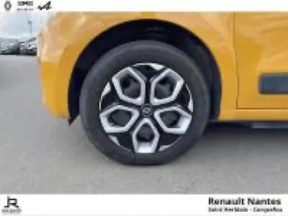 Photo 16 Renault Twingo  E-Tech Electric Life R80 Achat Intégral