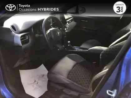 Photo 10 Toyota C-HR  122h Distinctive 2WD E-CVT MY22