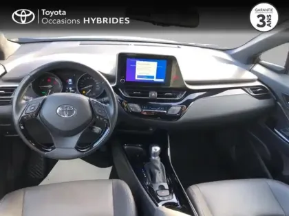 Photo 7 Toyota C-HR  122h Distinctive 2WD E-CVT MY22