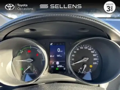 Photo 13 Toyota C-HR  2.0 Hybride 184ch Design E-CVT