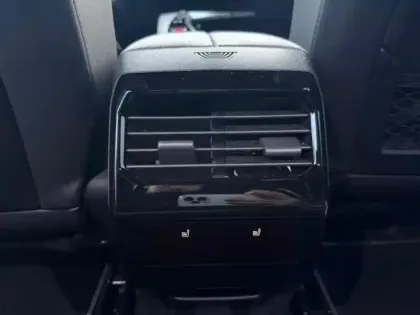 Photo 11 Peugeot 3008  1.2 Hybrid 145ch GT e-DCS6