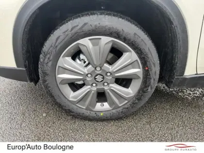 Photo 12 Suzuki Vitara  1.4 Boosterjet Hybrid 110ch Privilège MY25