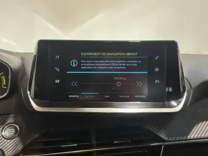 Photo 12 Peugeot 208  e- 136ch Style