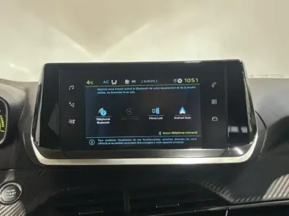 Photo 13 Peugeot 208  e- 136ch Style