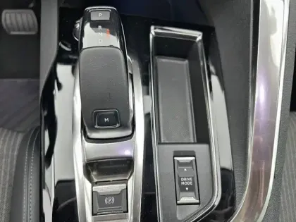 Photo 33 Peugeot 3008  BlueHDi 130ch S&S EAT8