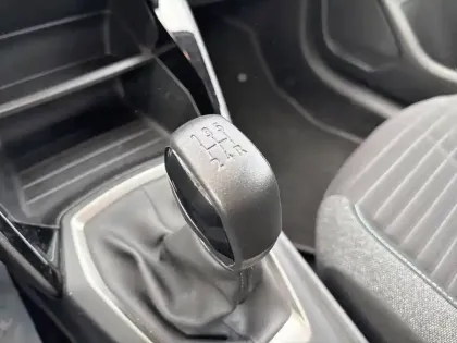 Photo 13 Peugeot 208  PureTech 75 S&S BVM5