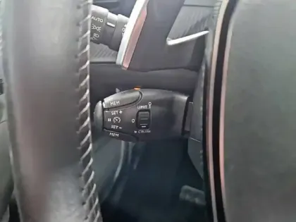 Photo 20 Peugeot 2008  PureTech 130 S&S EAT8