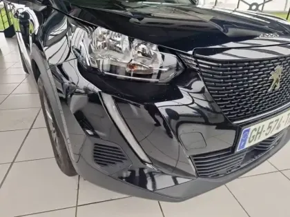 Photo 15 Peugeot 2008  PureTech 130 S&S EAT8