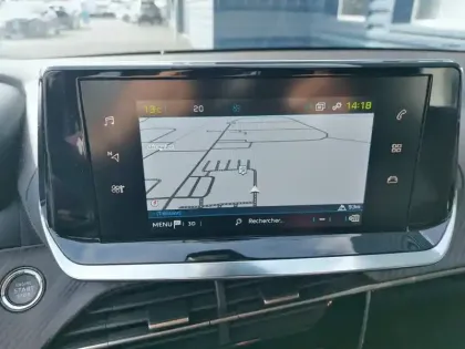 Photo 17 Peugeot 208  Electrique 50 kWh 136ch