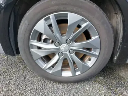 Photo 12 Peugeot 208  Electrique 50 kWh 136ch