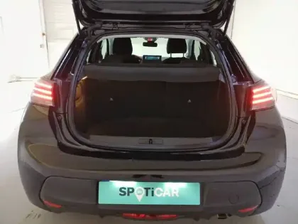 Photo 35 Peugeot 208  Hybrid 100 e-DCS6