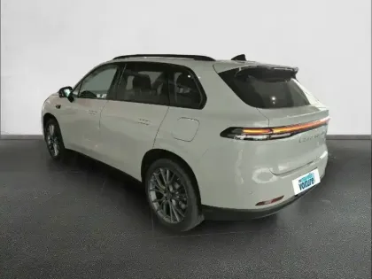 Photo 6 Leapmotor C10  REEV 28.4 kWh - 158 kW