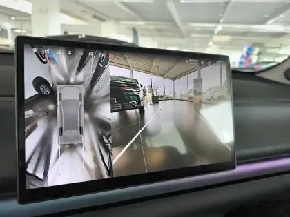 Photo 14 Leapmotor C10  REEV 28.4 kWh - 158 kW