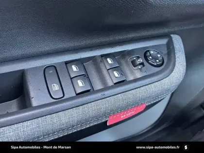 Photo 51 Citroën C3 Aircross  Hybride 145 ch Aut