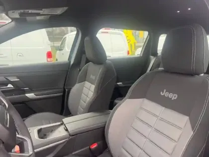 Photo 12 Jeep Compass Gén. III Ph1 Altitude 5