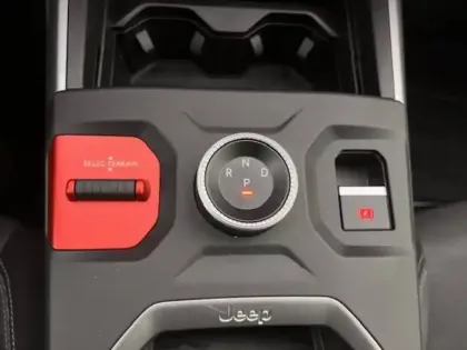 Photo 9 Jeep Compass Gén. III Ph1 Altitude 5