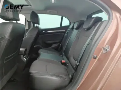 Photo 9 Renault Megane Mégane IV Berline Blue dCi 115