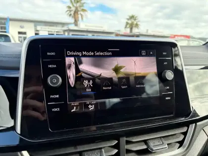 Photo 13 Volkswagen T-roc  1.5 TSI EVO2 150 Start/Stop DSG7