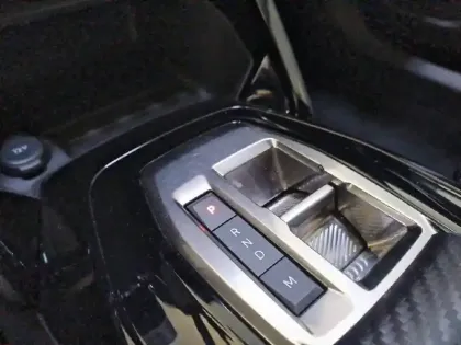 Photo 44 Peugeot 2008  PureTech 130 S&S EAT8