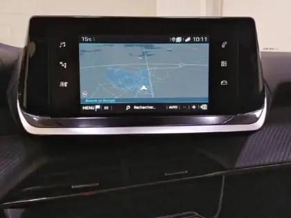 Photo 80 Peugeot 2008  PureTech 130 S&S EAT8