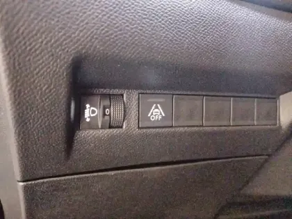 Photo 59 Peugeot 2008  PureTech 130 S&S EAT8